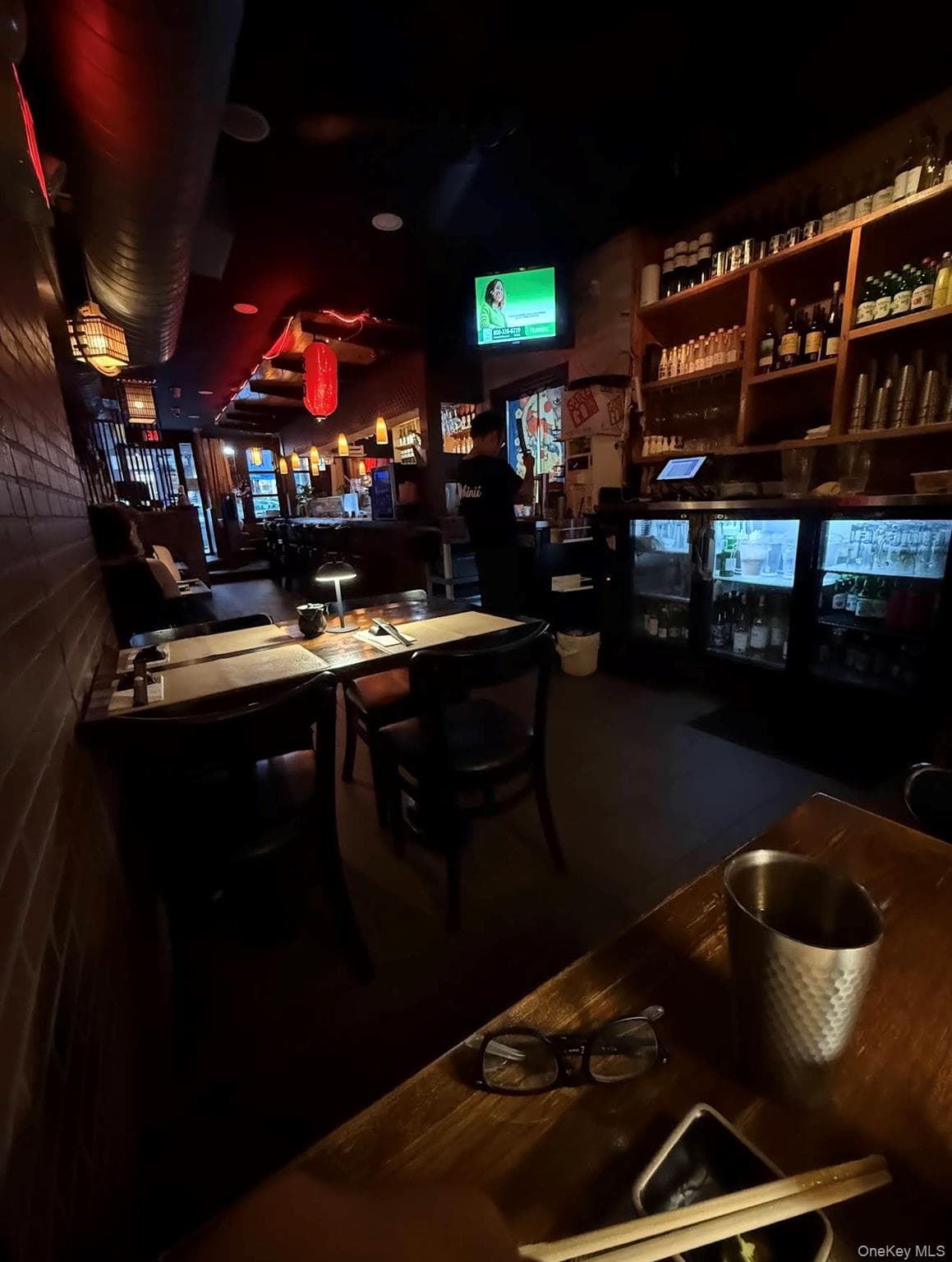 216 Thompson Street thumbnail 3