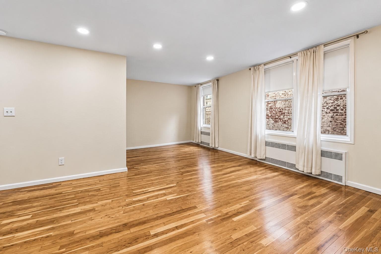 16 Main Street Unit: 2Y thumbnail 4