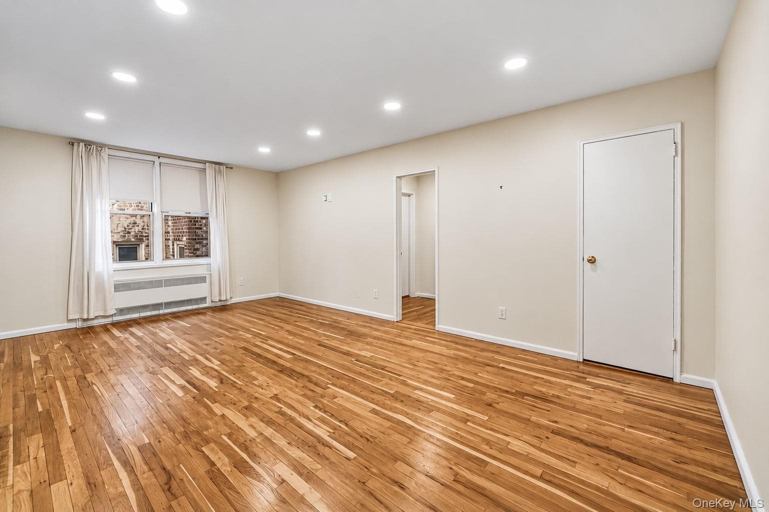 16 Main Street Unit: 2Y thumbnail 3
