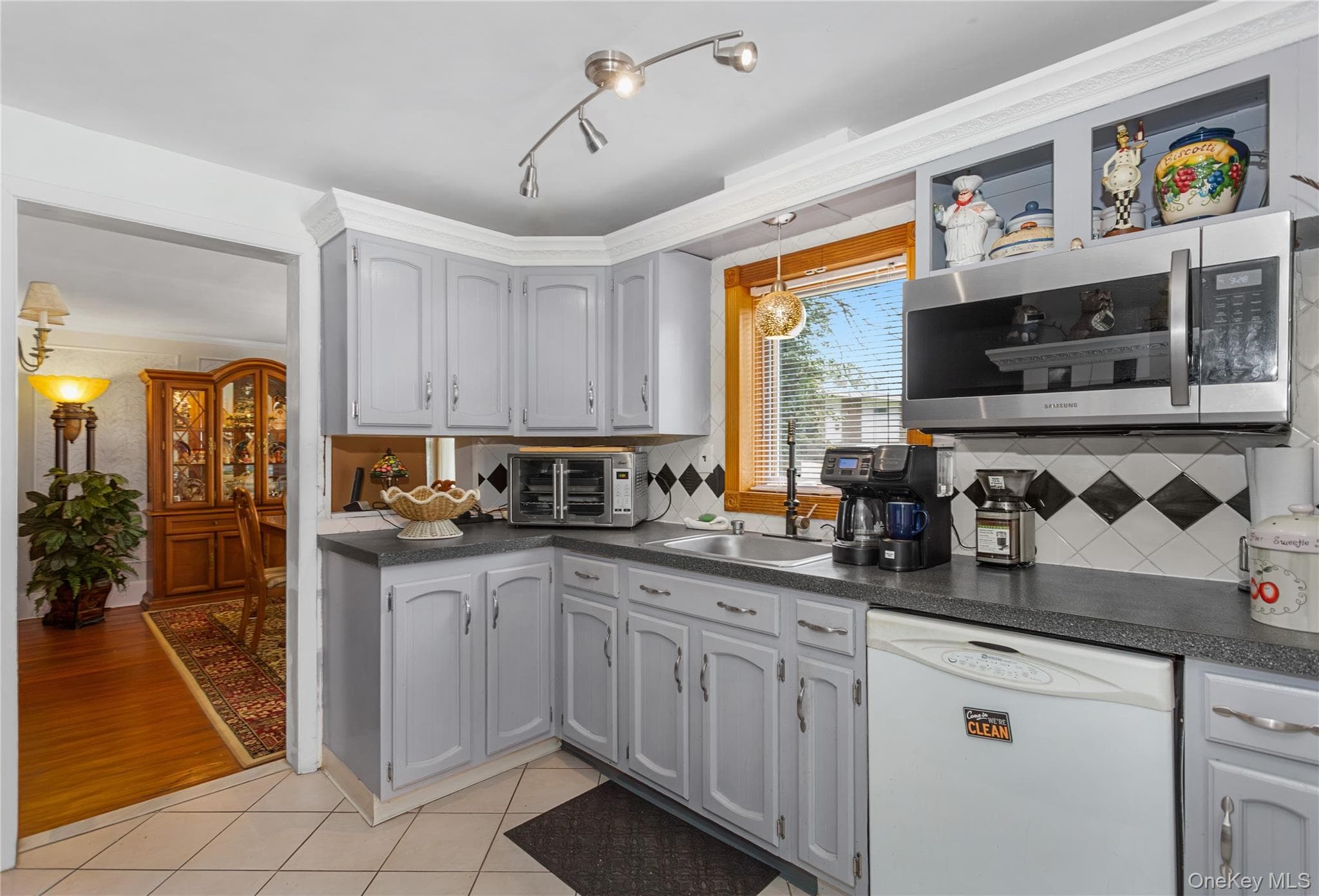 46 Lakewood Avenue thumbnail 27