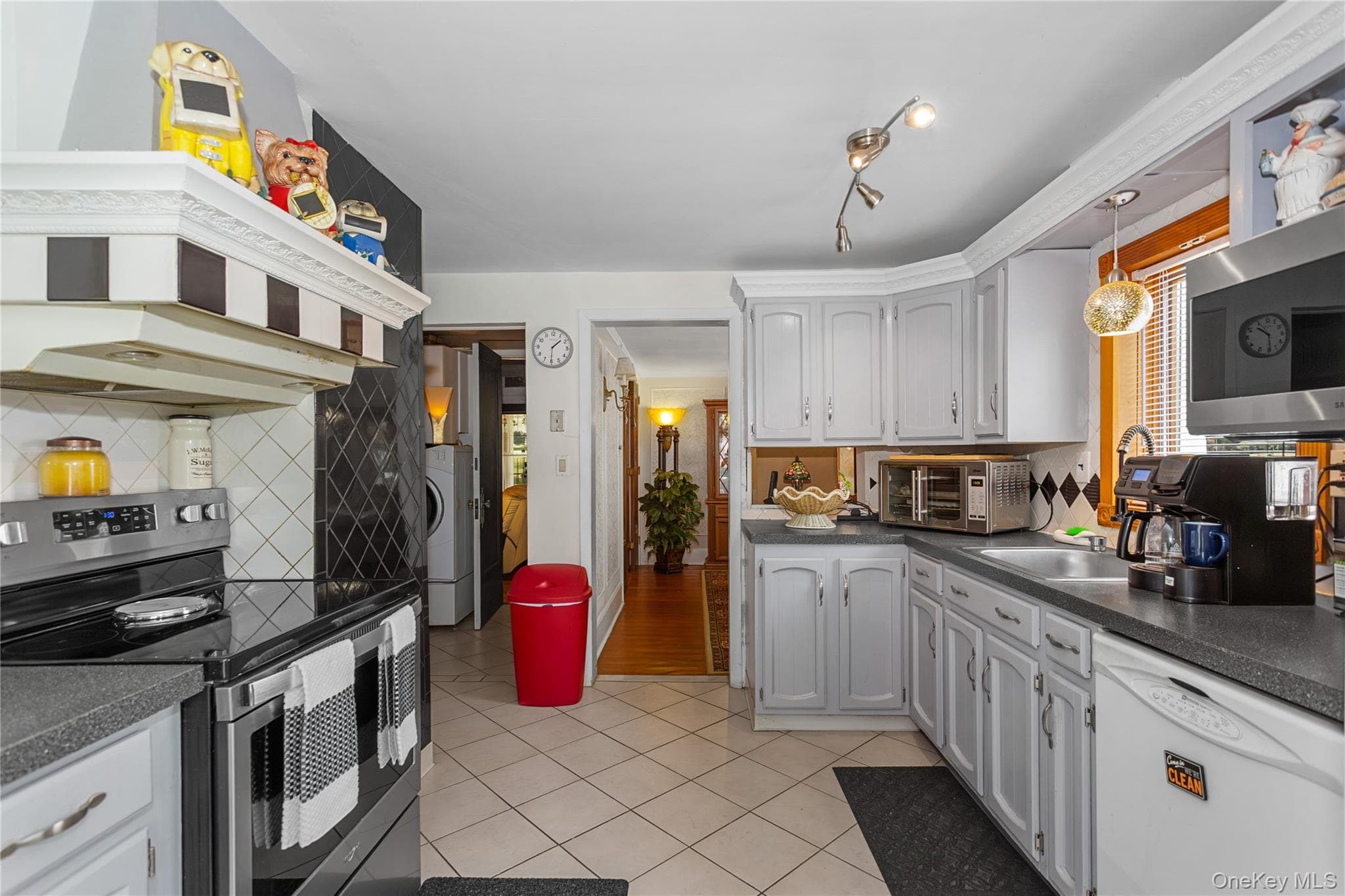46 Lakewood Avenue thumbnail 26