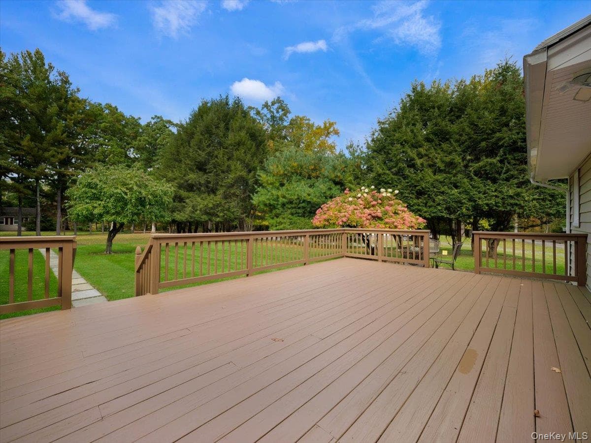 15 Sterling Forest Lane thumbnail 28