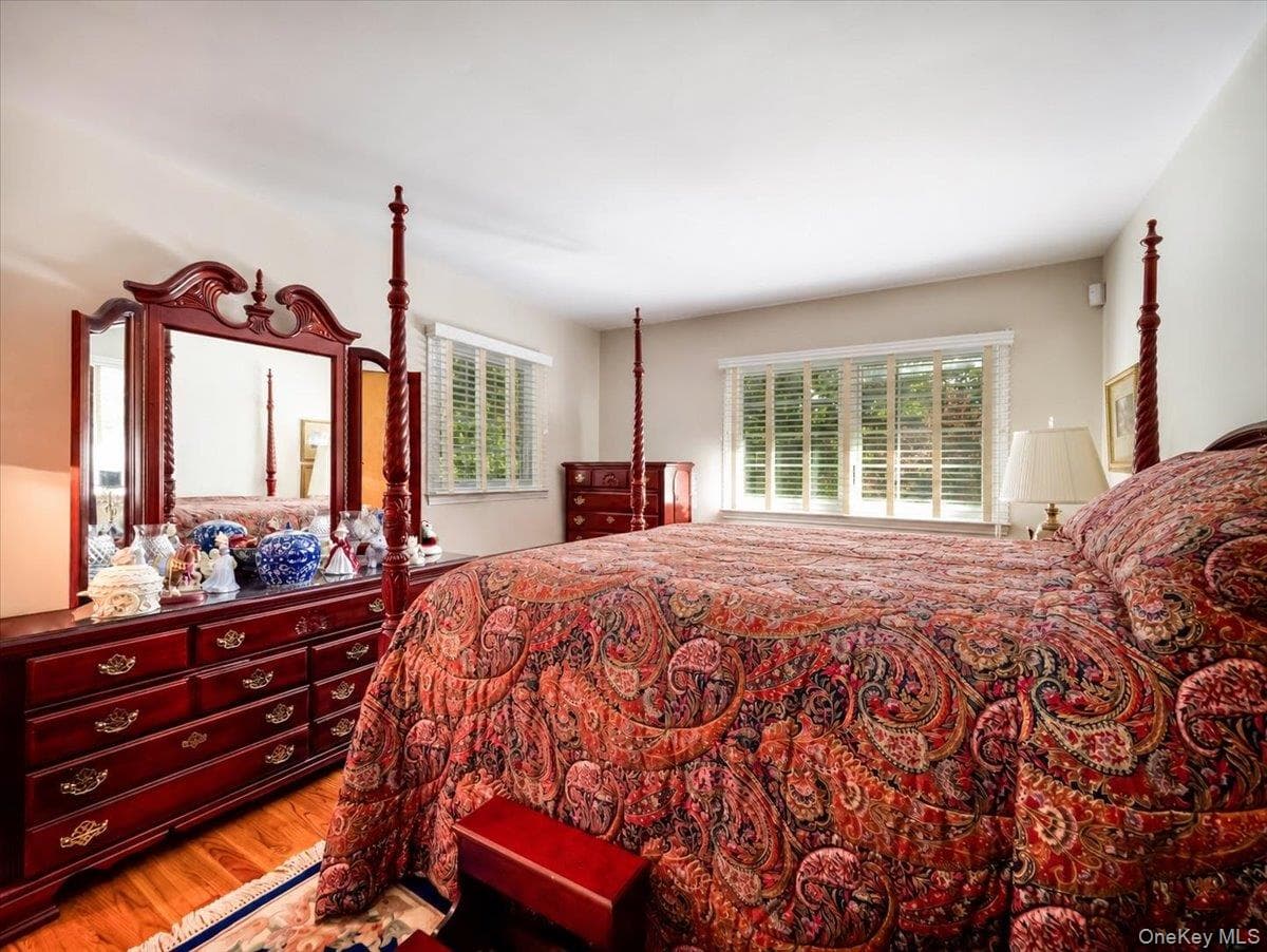 15 Sterling Forest Lane thumbnail 22