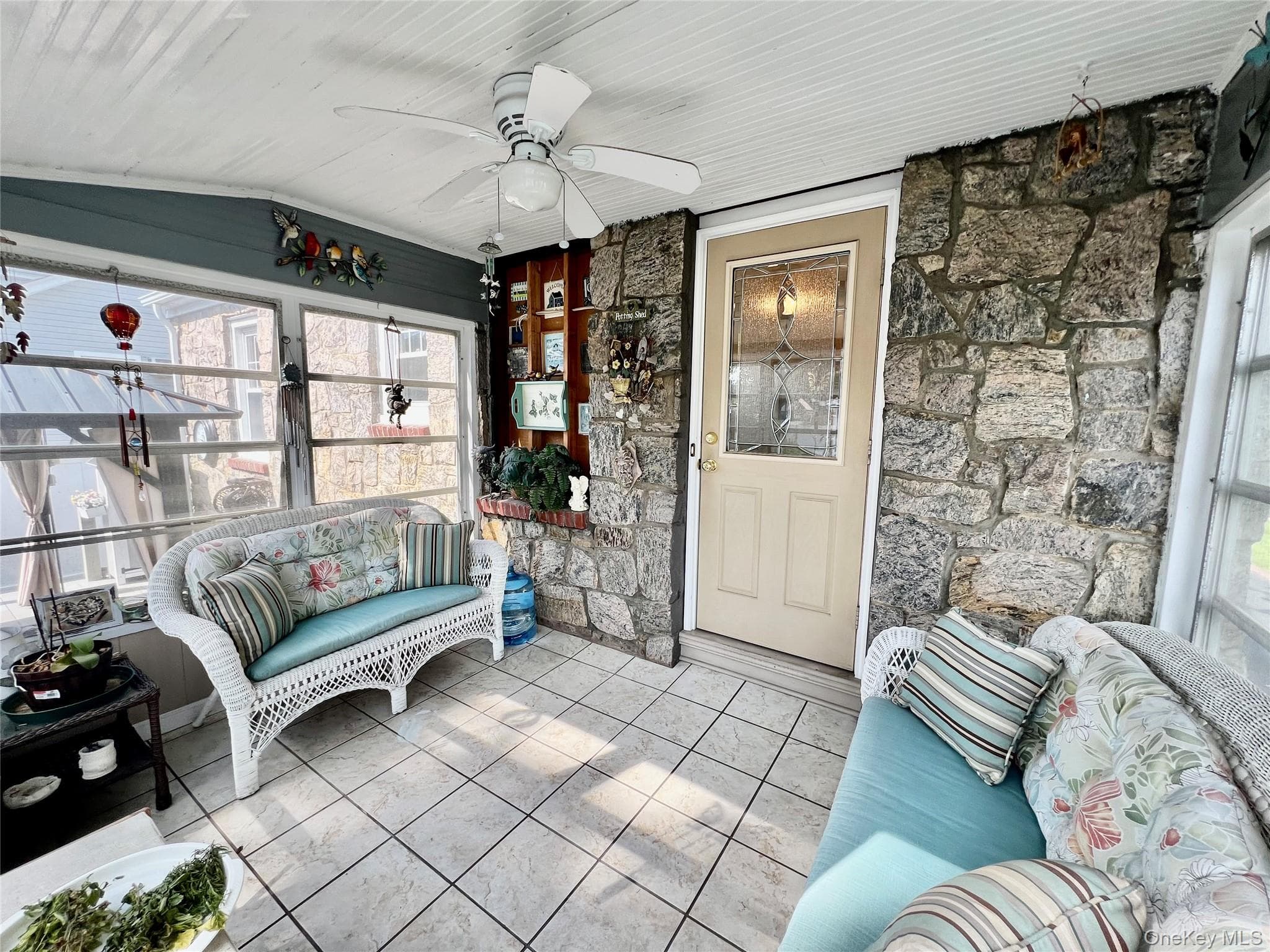 199 Claxton Avenue thumbnail 11
