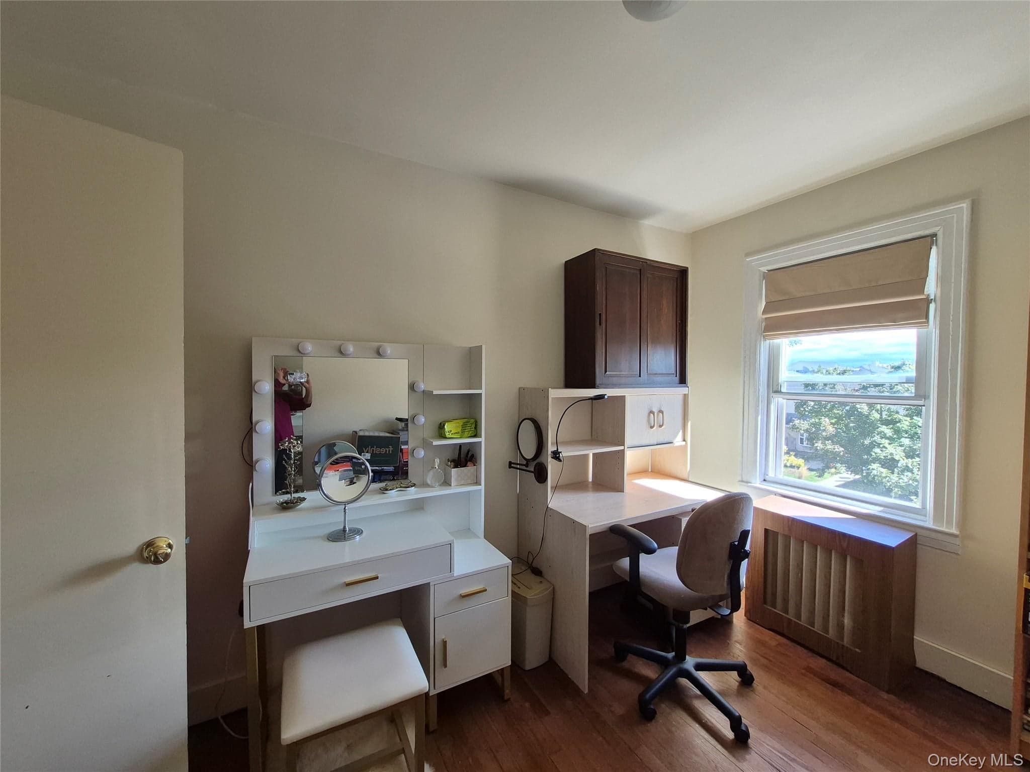 327 E Pine Street thumbnail 11