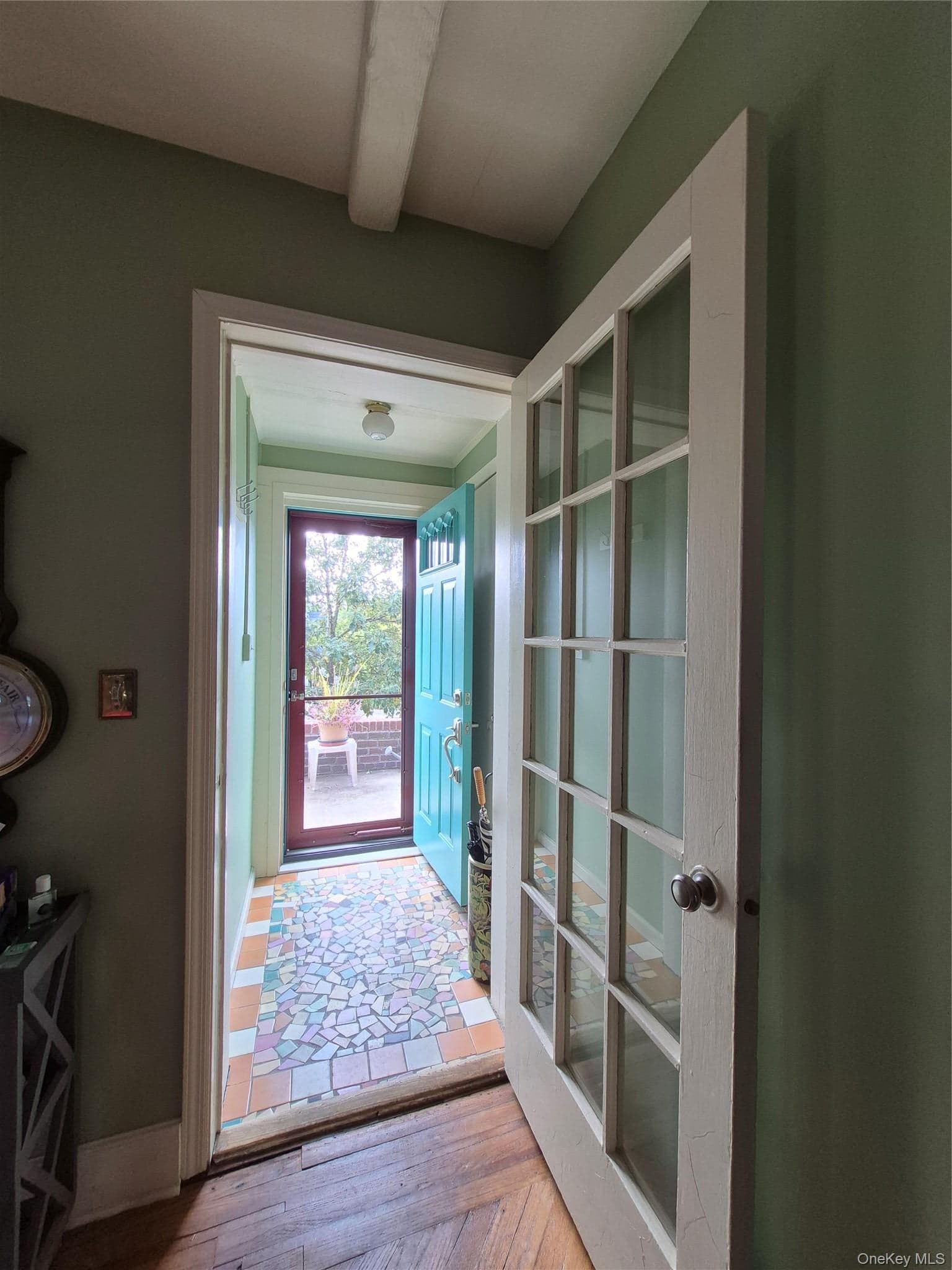 327 E Pine Street thumbnail 3