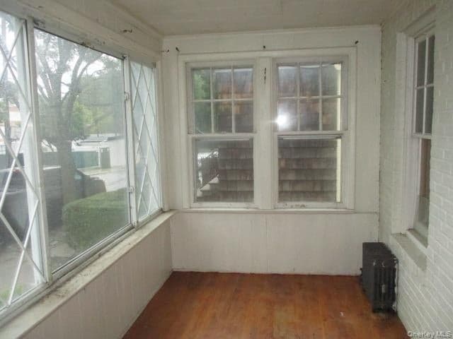 98 Marine Street thumbnail 2