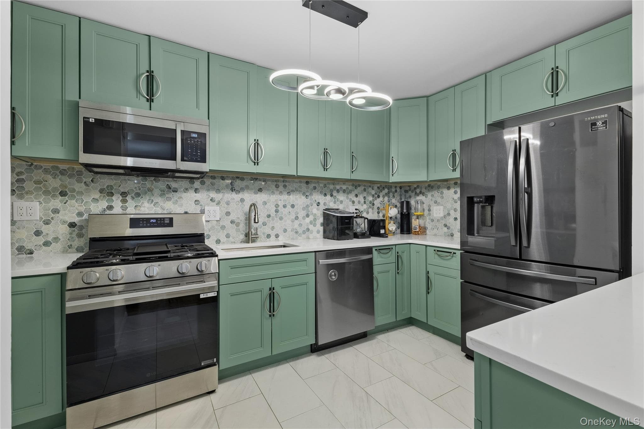 2500 Johnson Avenue Unit: 4K thumbnail 4