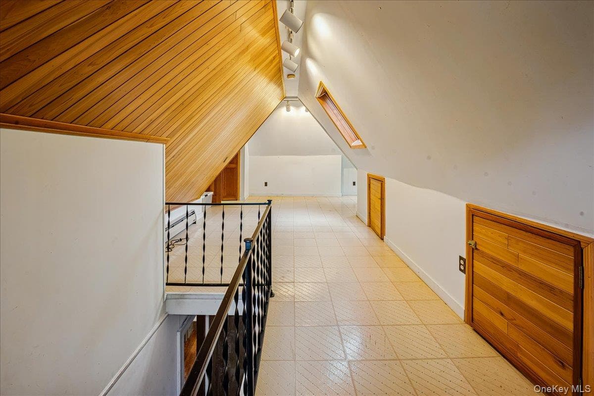 43 Pinecrest Parkway thumbnail 19