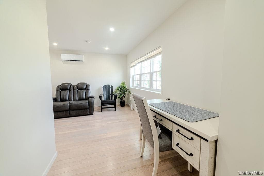 327 Mundy Lane thumbnail 11