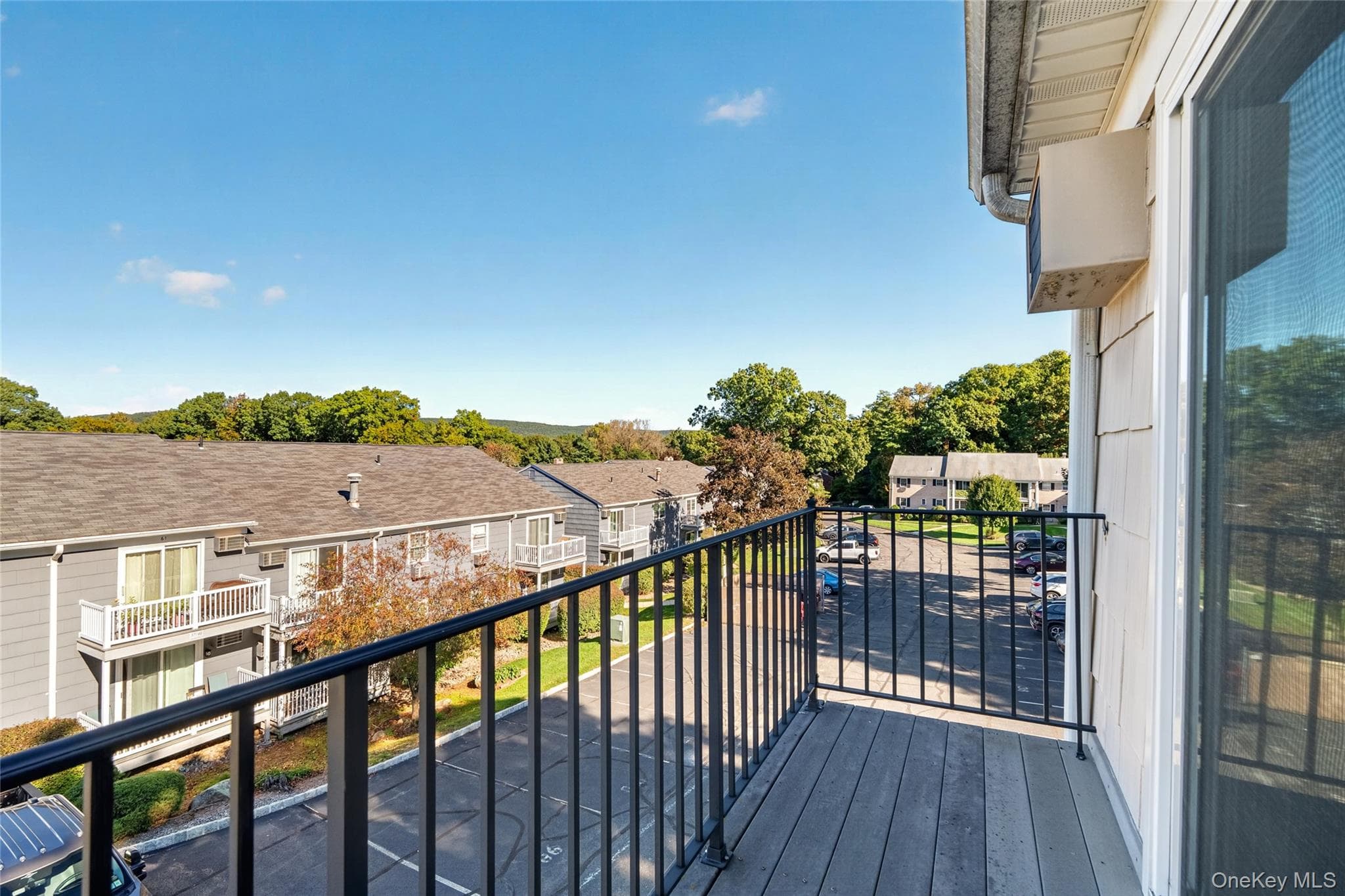 284 Parkside Drive thumbnail 30
