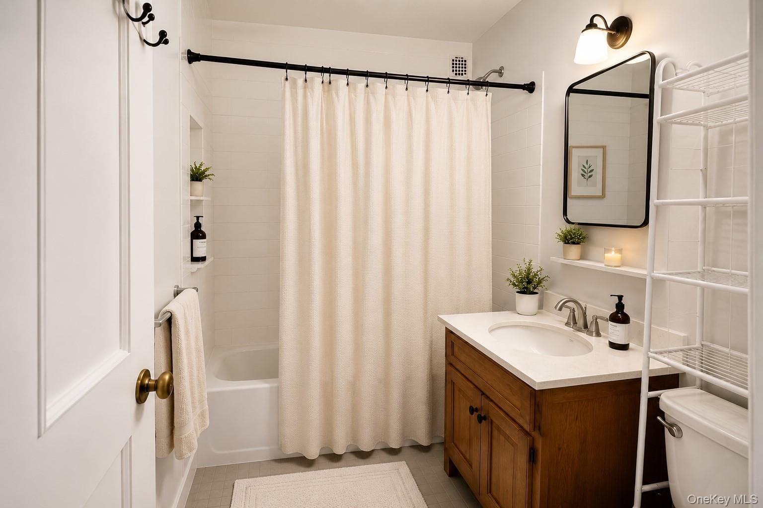 280 Collins Avenue Unit: 3i thumbnail 14