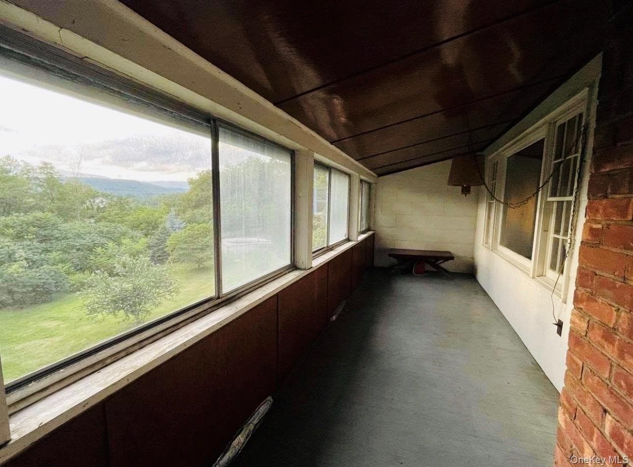 29 Saugerties Manor Road thumbnail 5