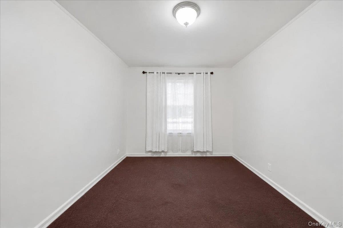 308 W 234th Street thumbnail 11