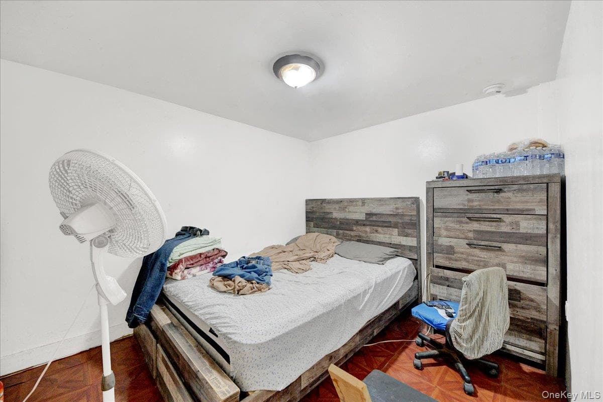 308 W 234th Street thumbnail 21