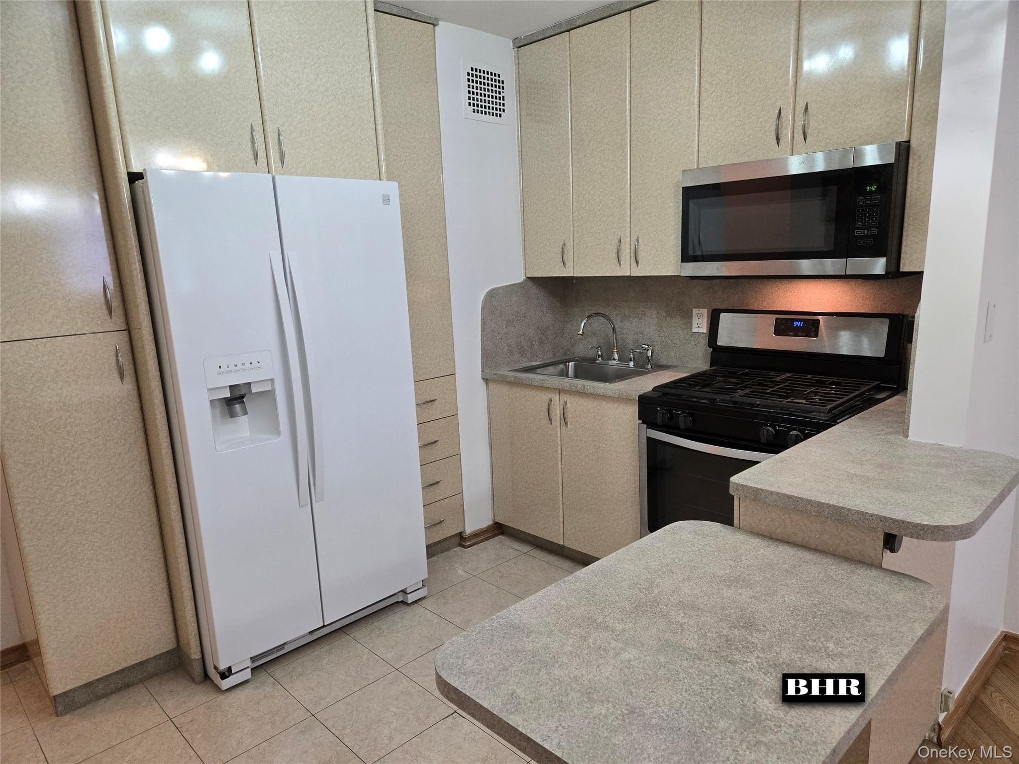 150 W End Avenue Unit: 3E thumbnail 2