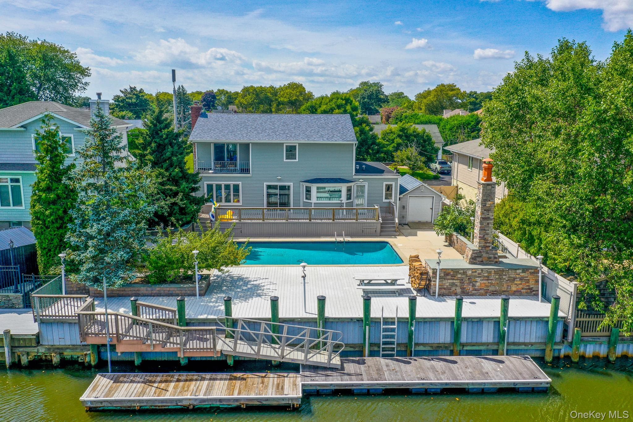 204 Bayview Avenue thumbnail 3
