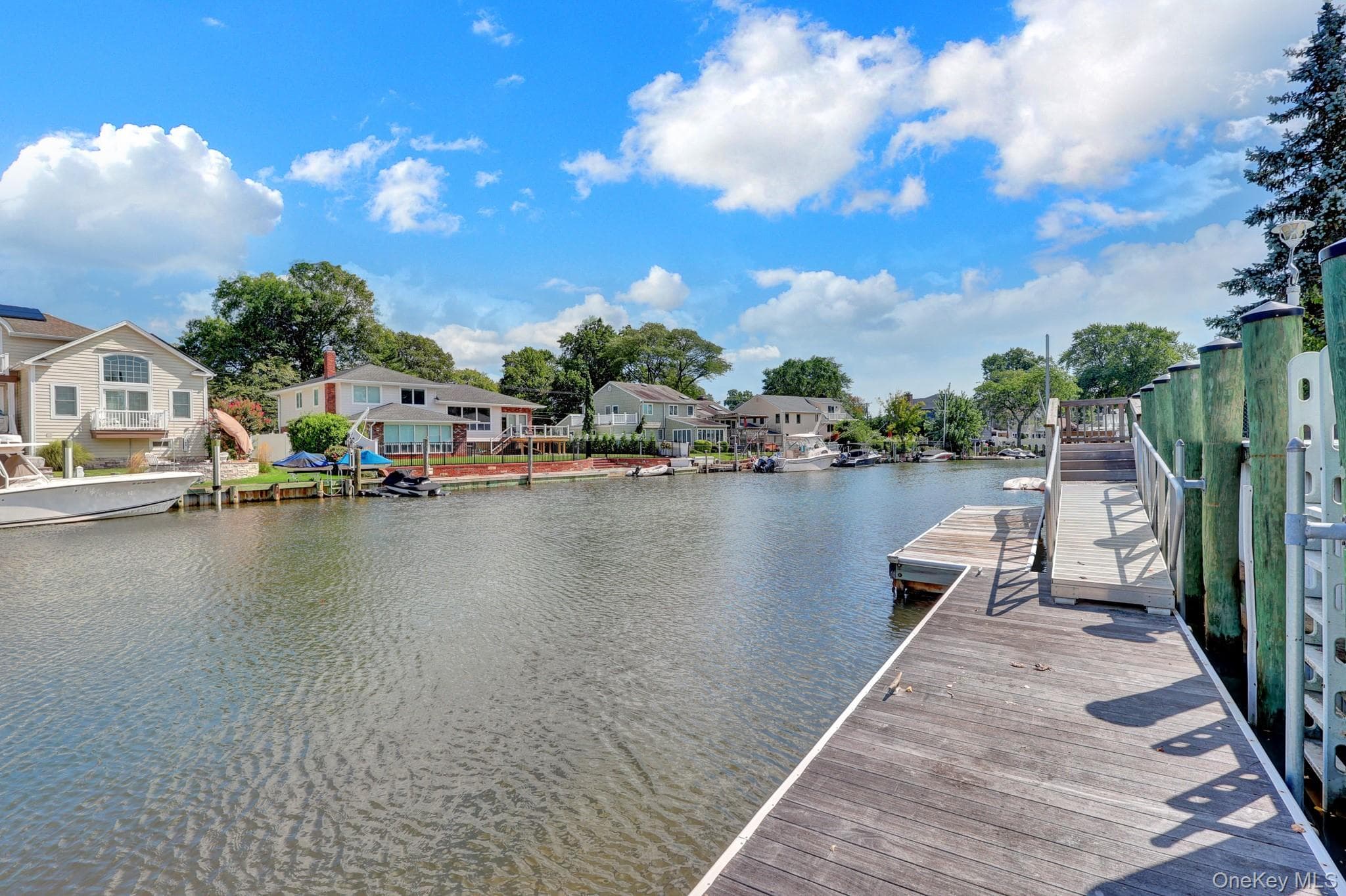 204 Bayview Avenue thumbnail 26