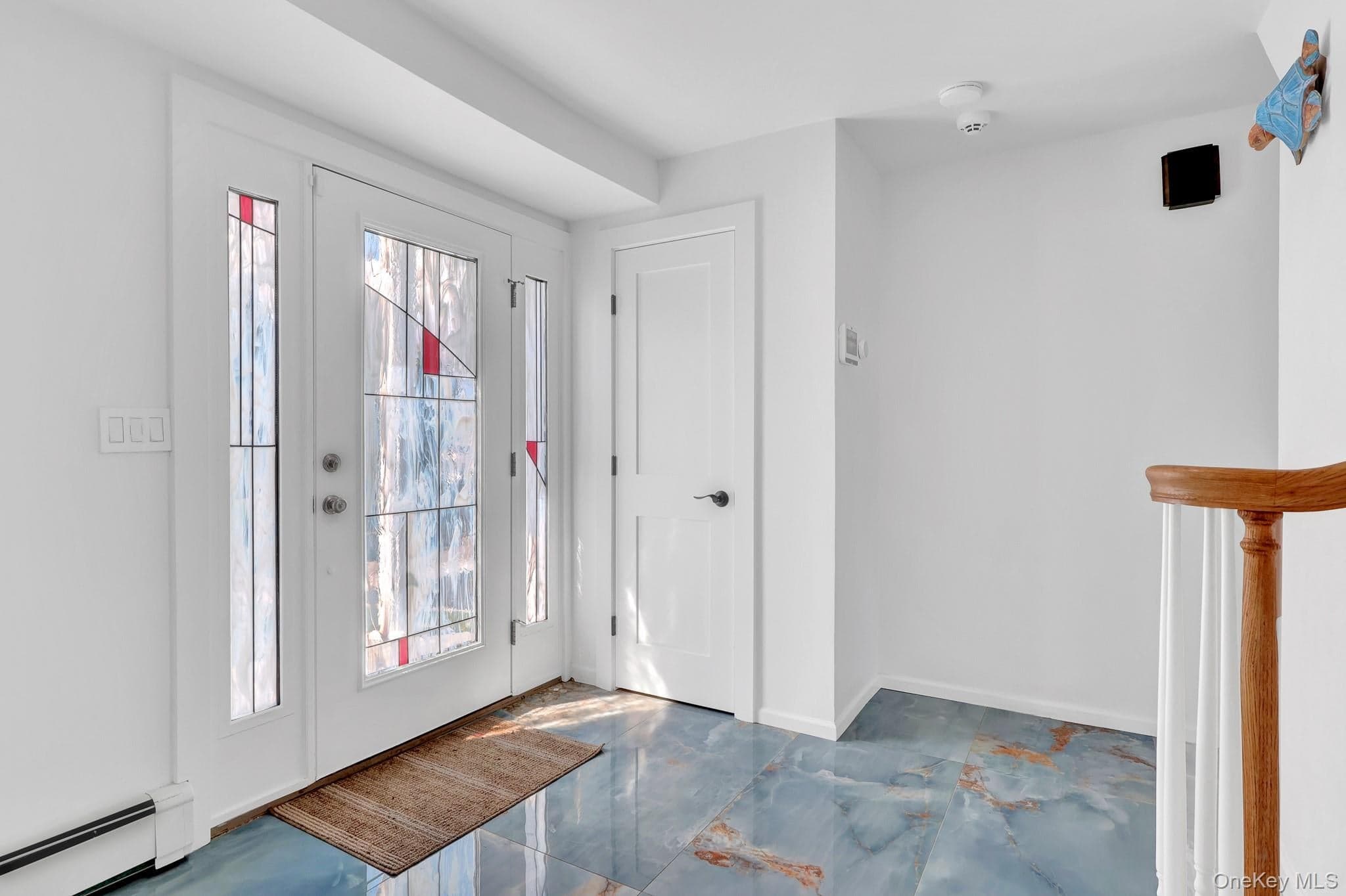 204 Bayview Avenue thumbnail 4