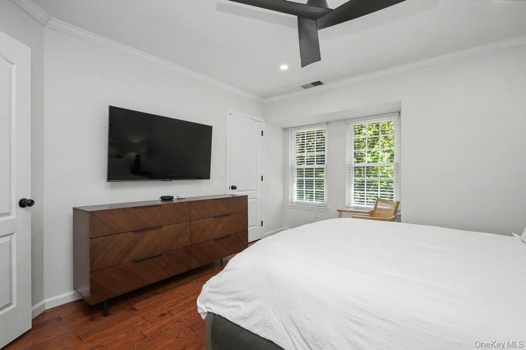 101 Elmcrest Drive thumbnail 22