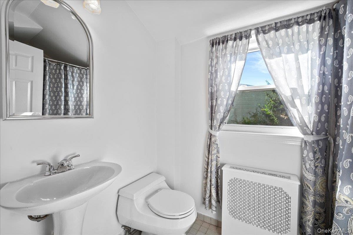 46 Robins Road thumbnail 15