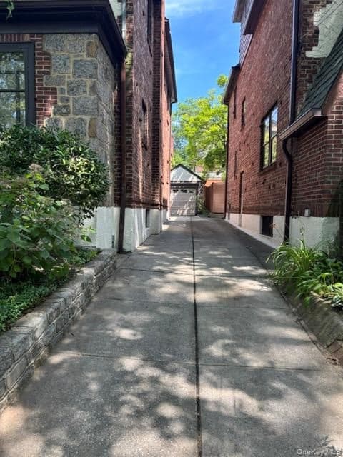 2603 168th Street thumbnail 16