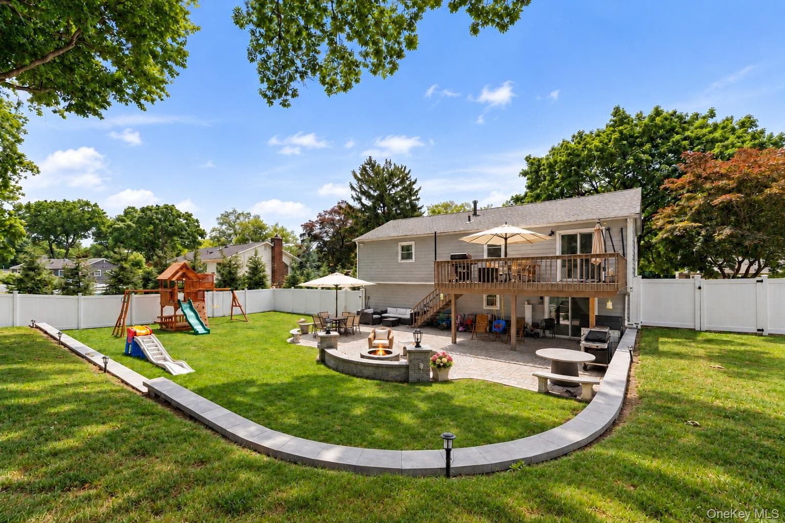 575 Babbling Brook Lane thumbnail 33