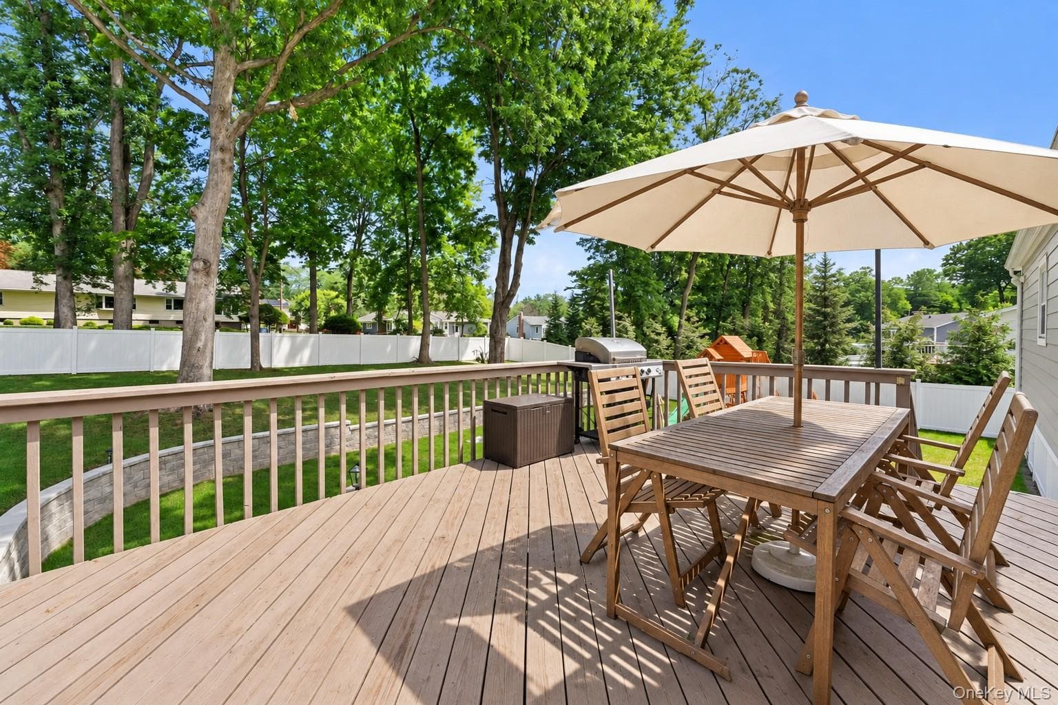 575 Babbling Brook Lane thumbnail 25