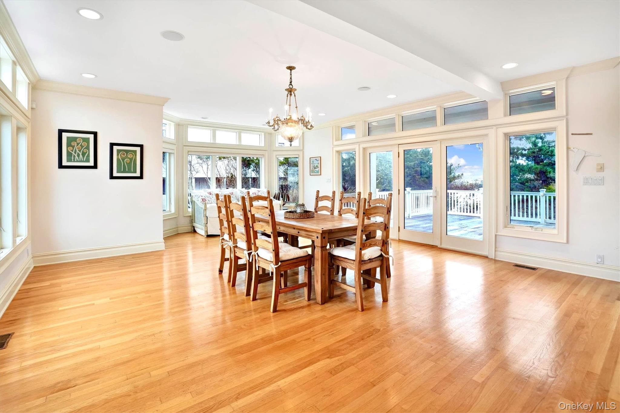 605 Dune Road thumbnail 14
