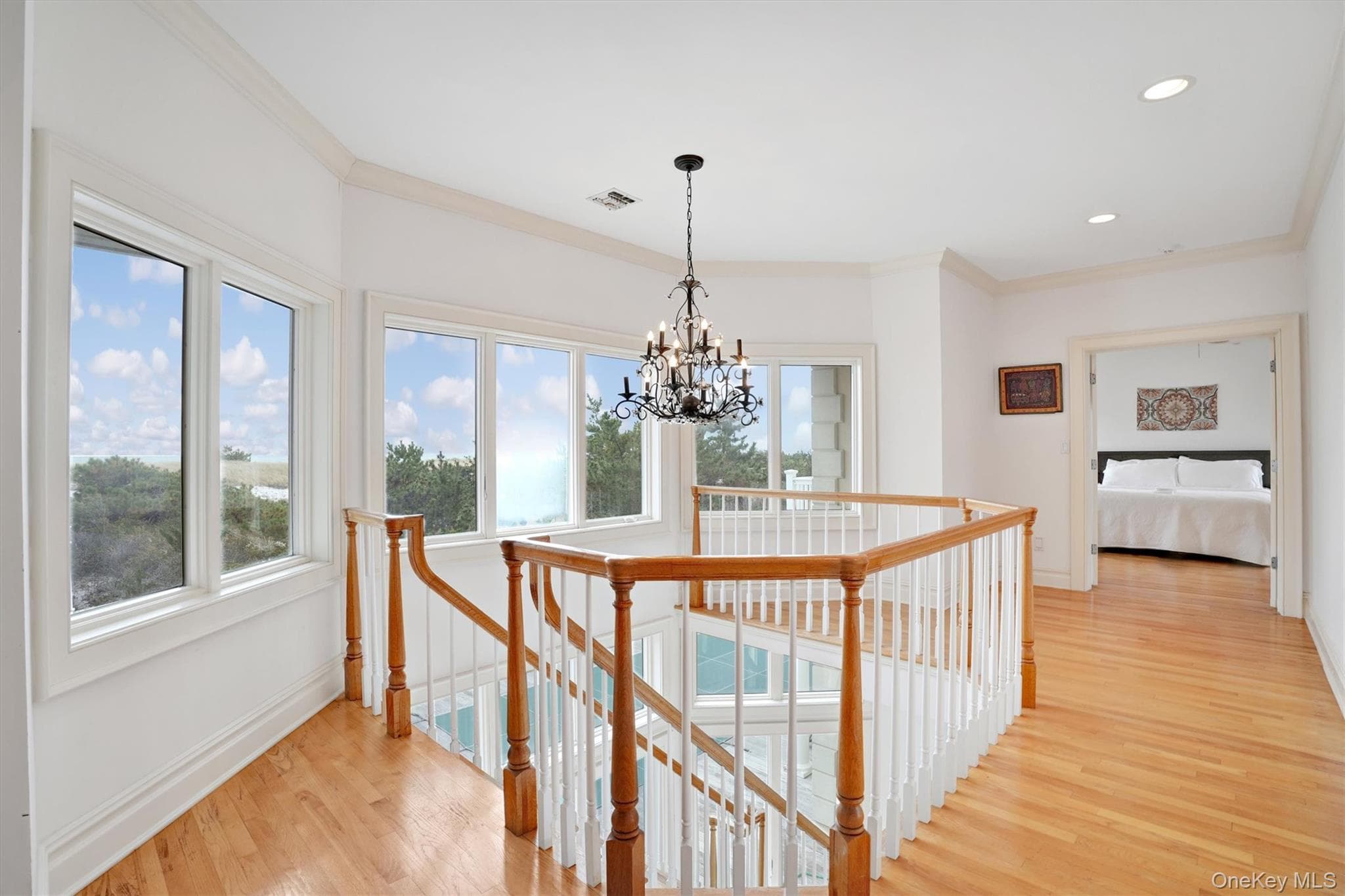 605 Dune Road thumbnail 23