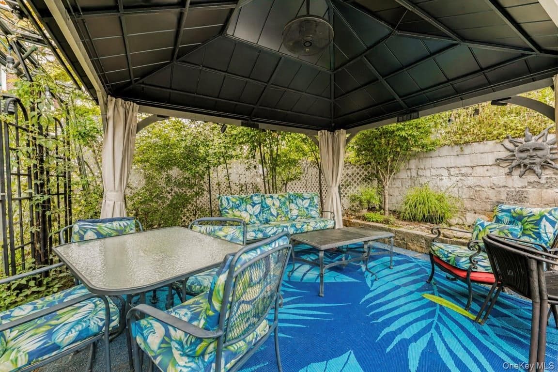 725 E 230th Street thumbnail 22