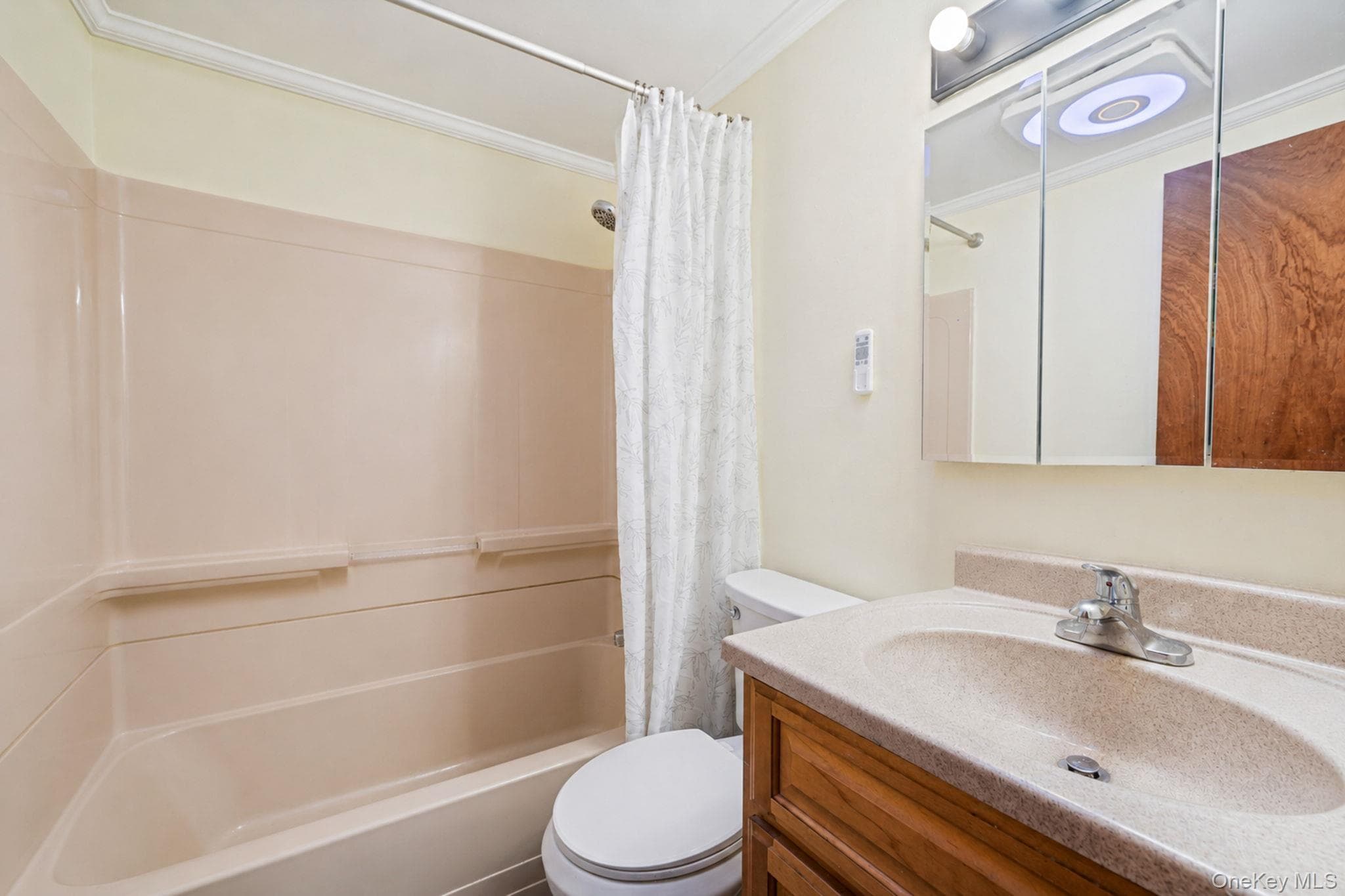535 Outlook Avenue thumbnail 15