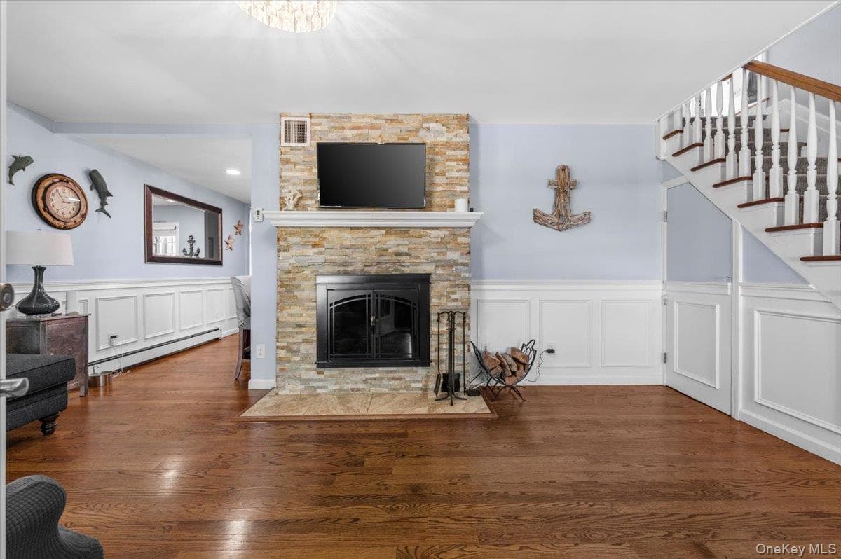 2968 Islip Court thumbnail 7