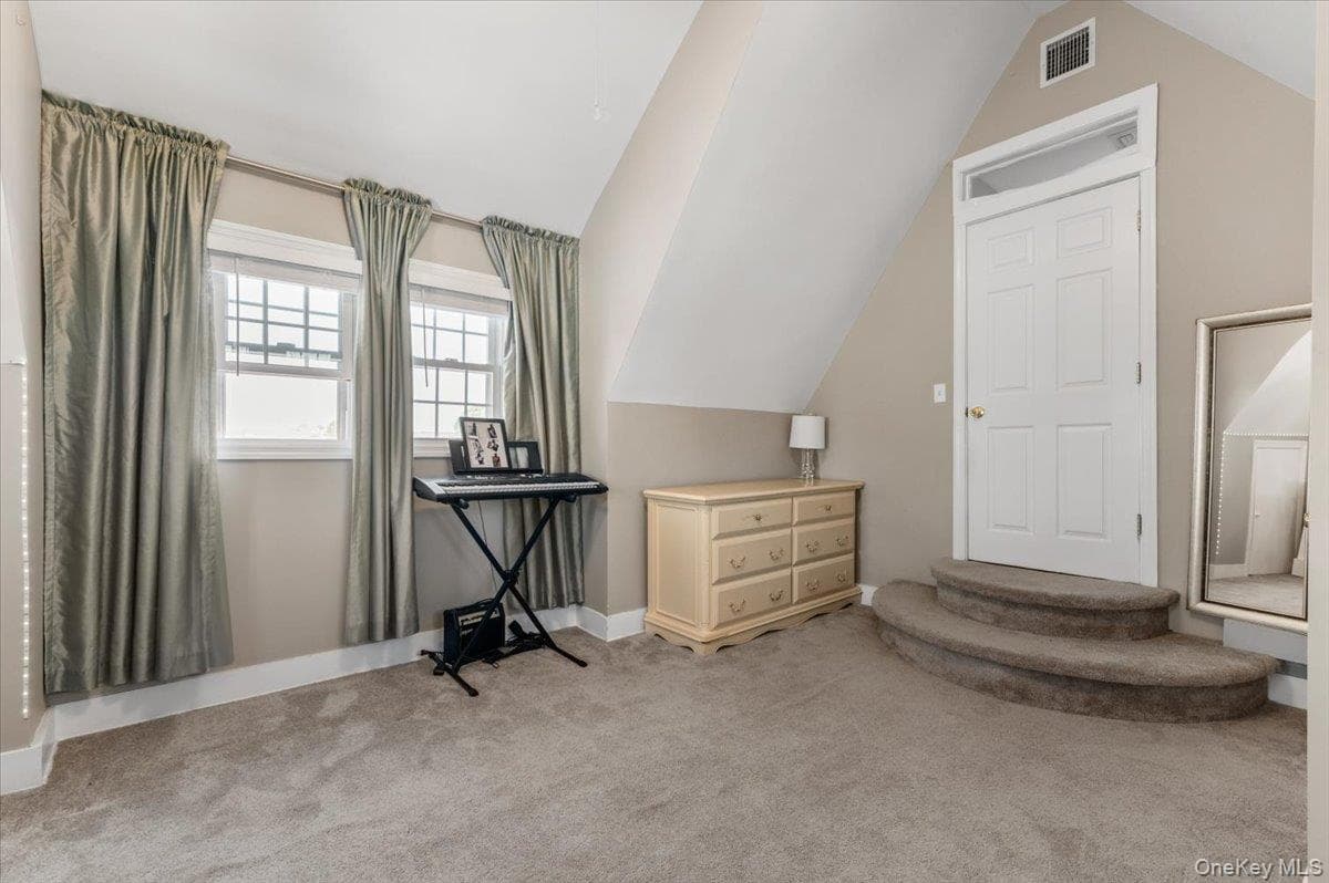 2968 Islip Court thumbnail 22
