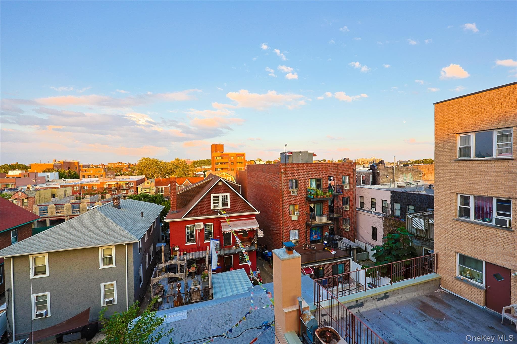 41-35 67th Street Unit: 4A thumbnail 15