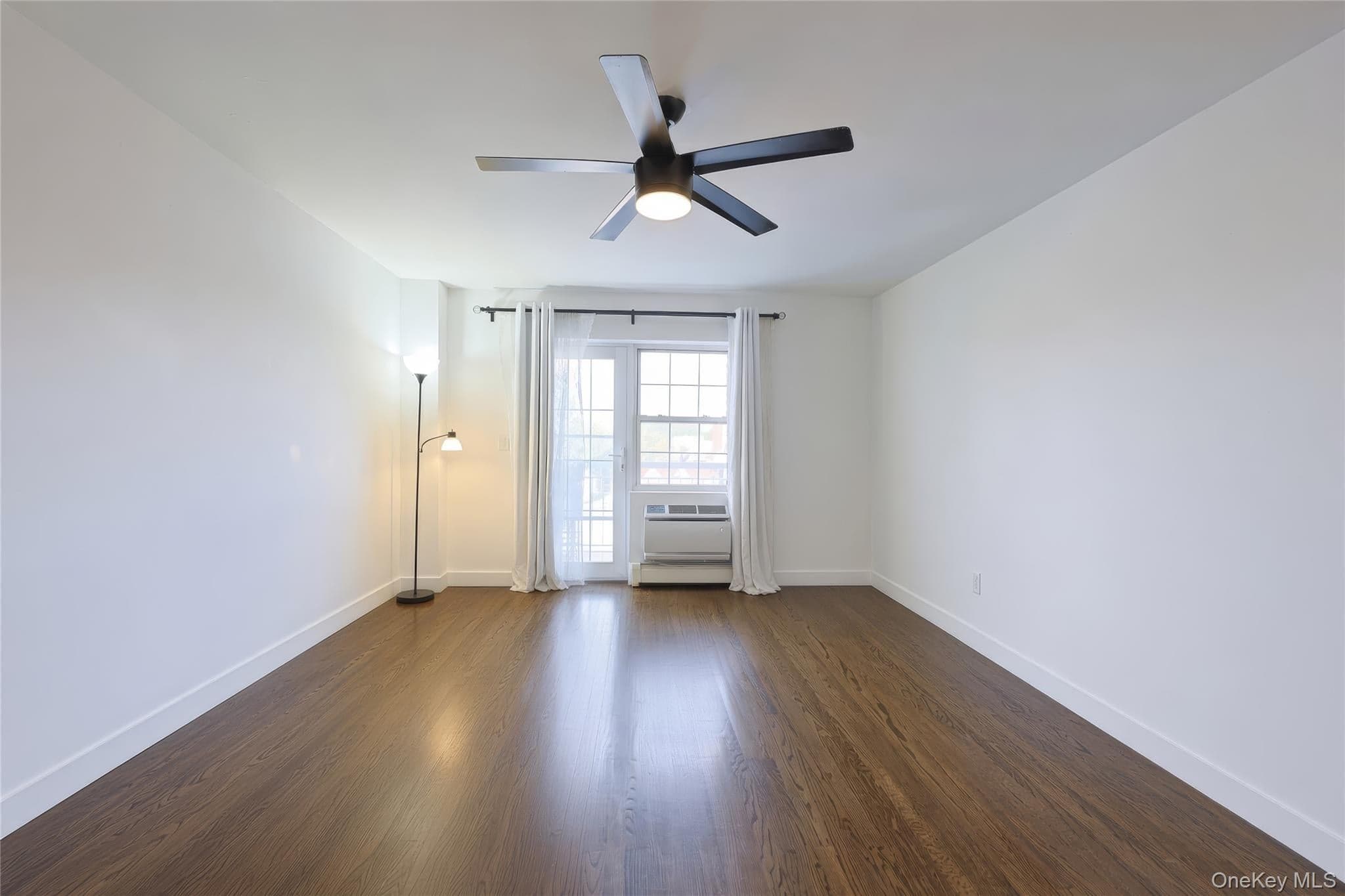 41-35 67th Street Unit: 4A thumbnail 4