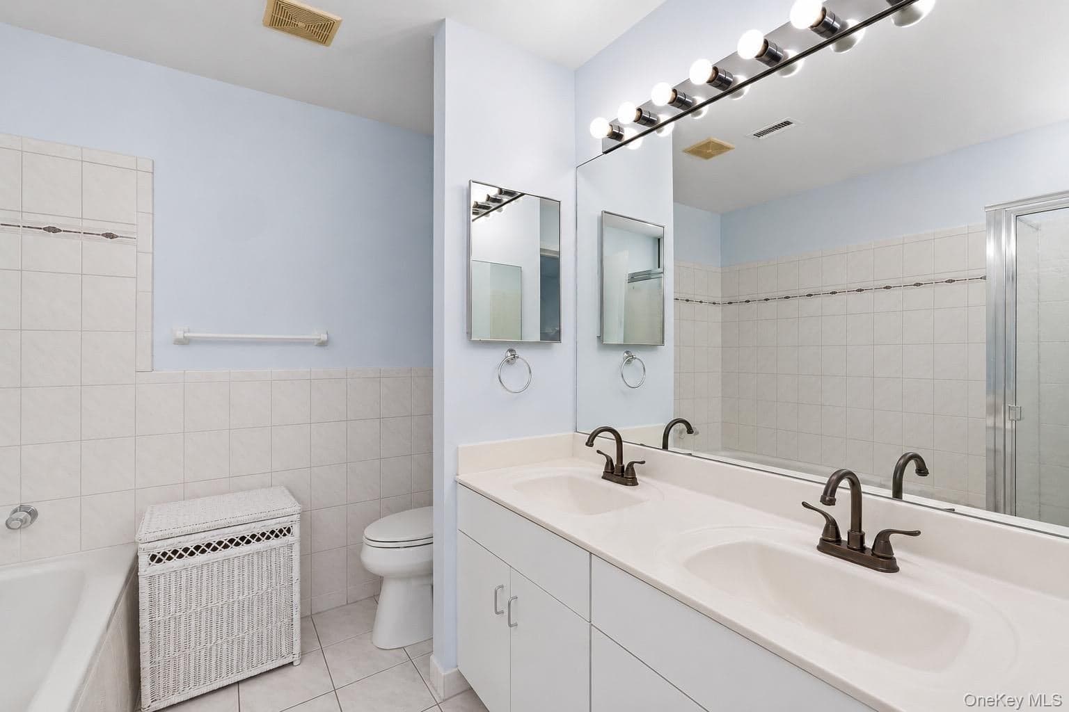 843 Spring Lake Drive thumbnail 24