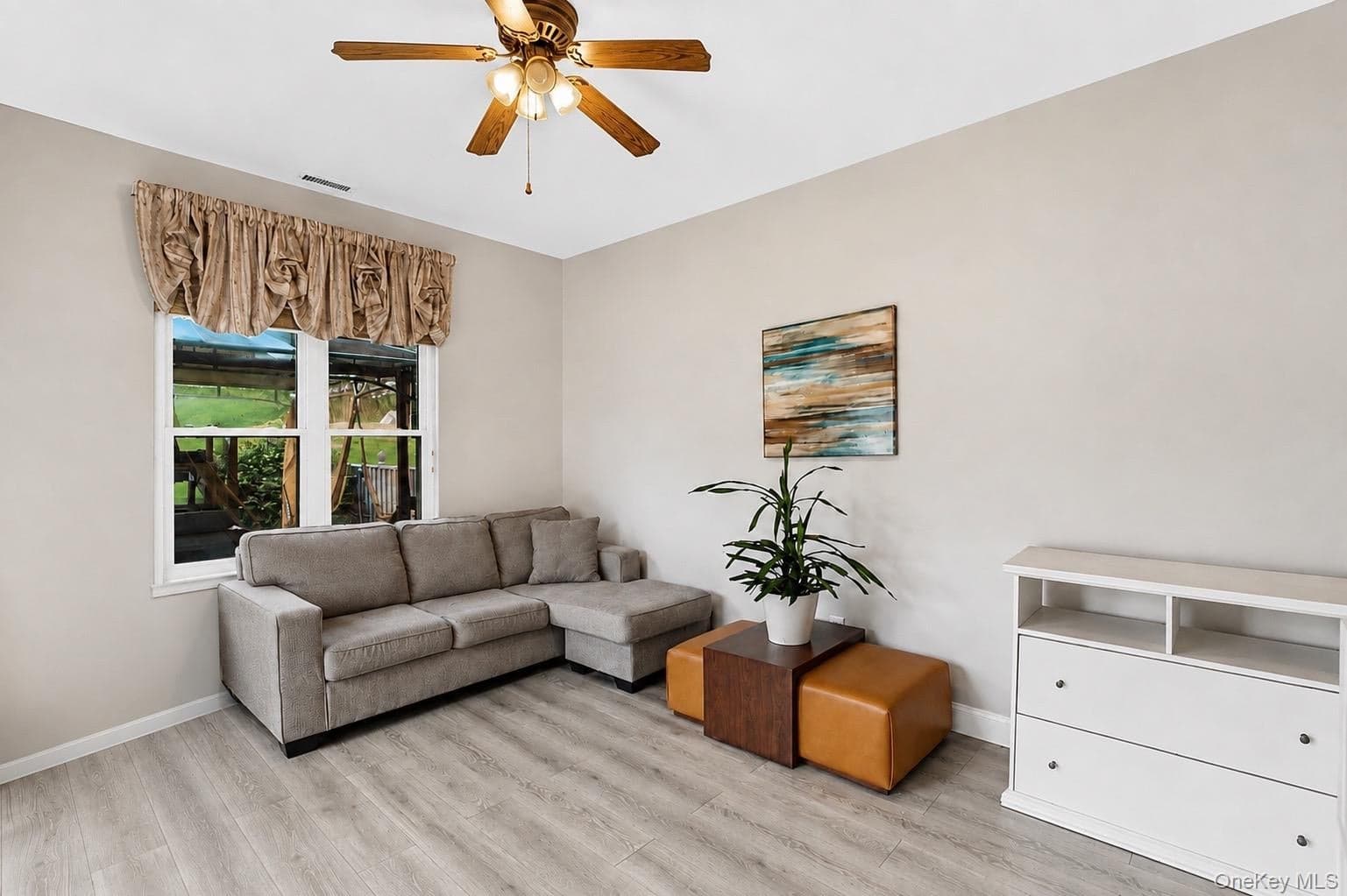 843 Spring Lake Drive thumbnail 18
