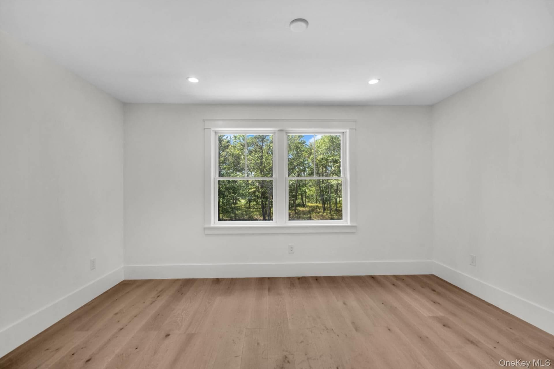 95 N Summit Boulevard thumbnail 17