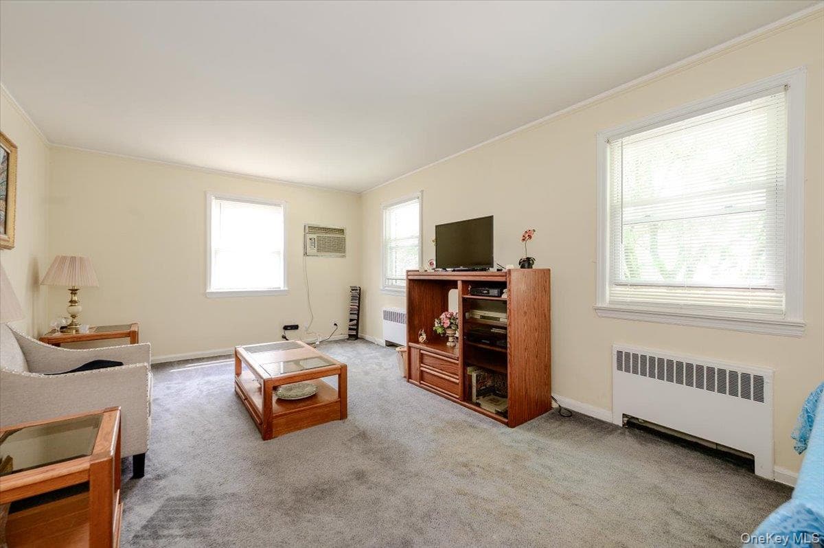 3061 Lasalle Avenue thumbnail 4