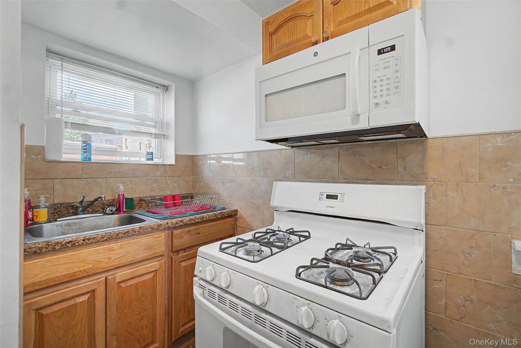 1608 Merry Avenue thumbnail 16
