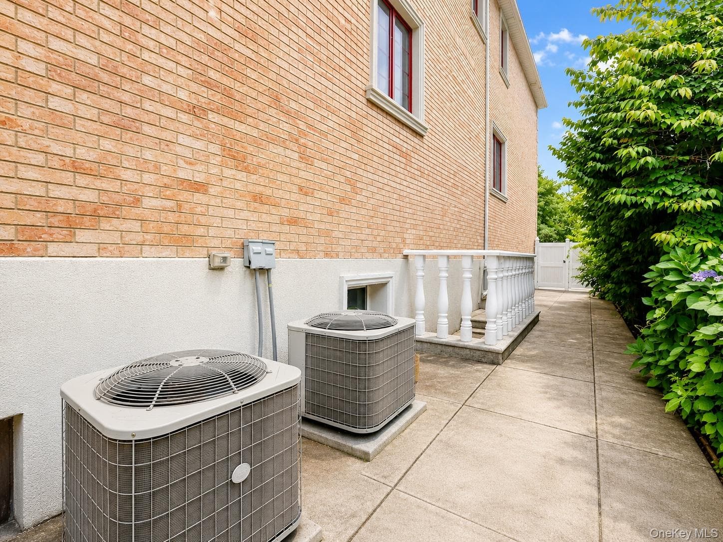 8411 Homelawn Street thumbnail 31