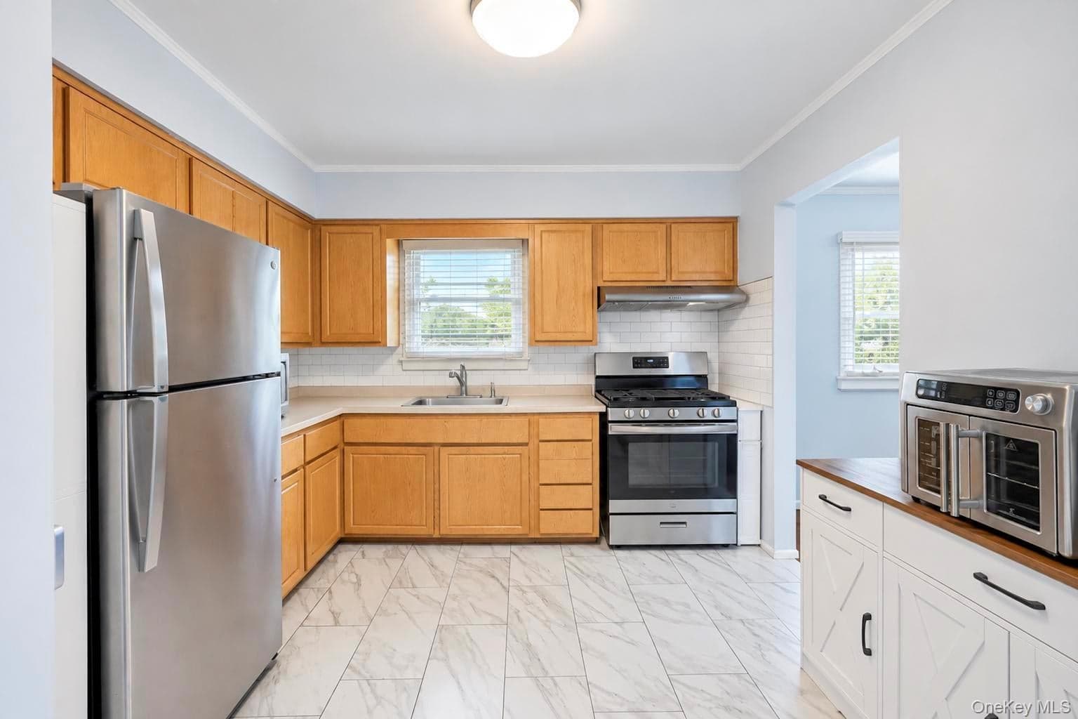 455 Pacific Street thumbnail 19