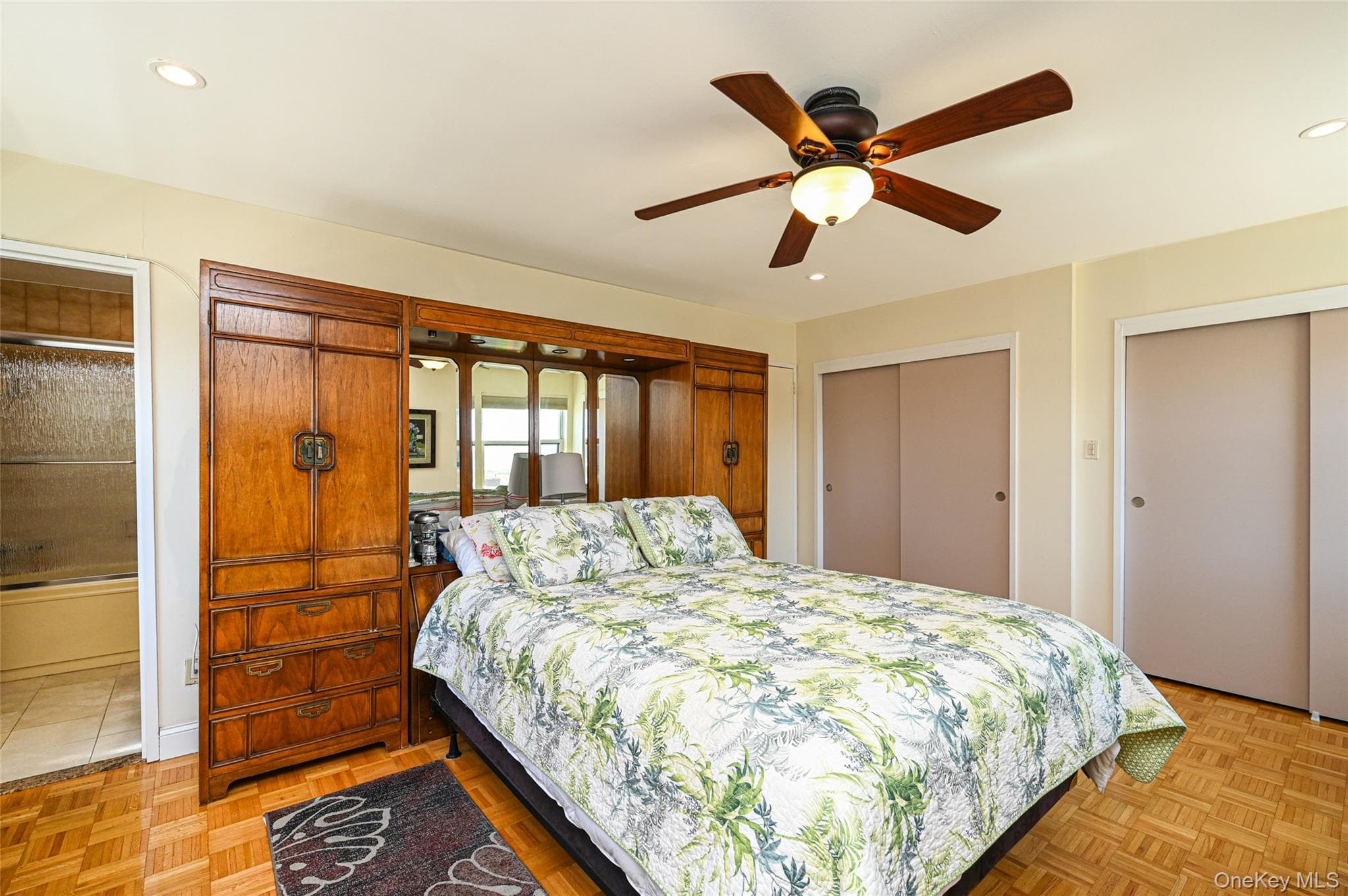 360 Shore Road Unit: 4K thumbnail 6