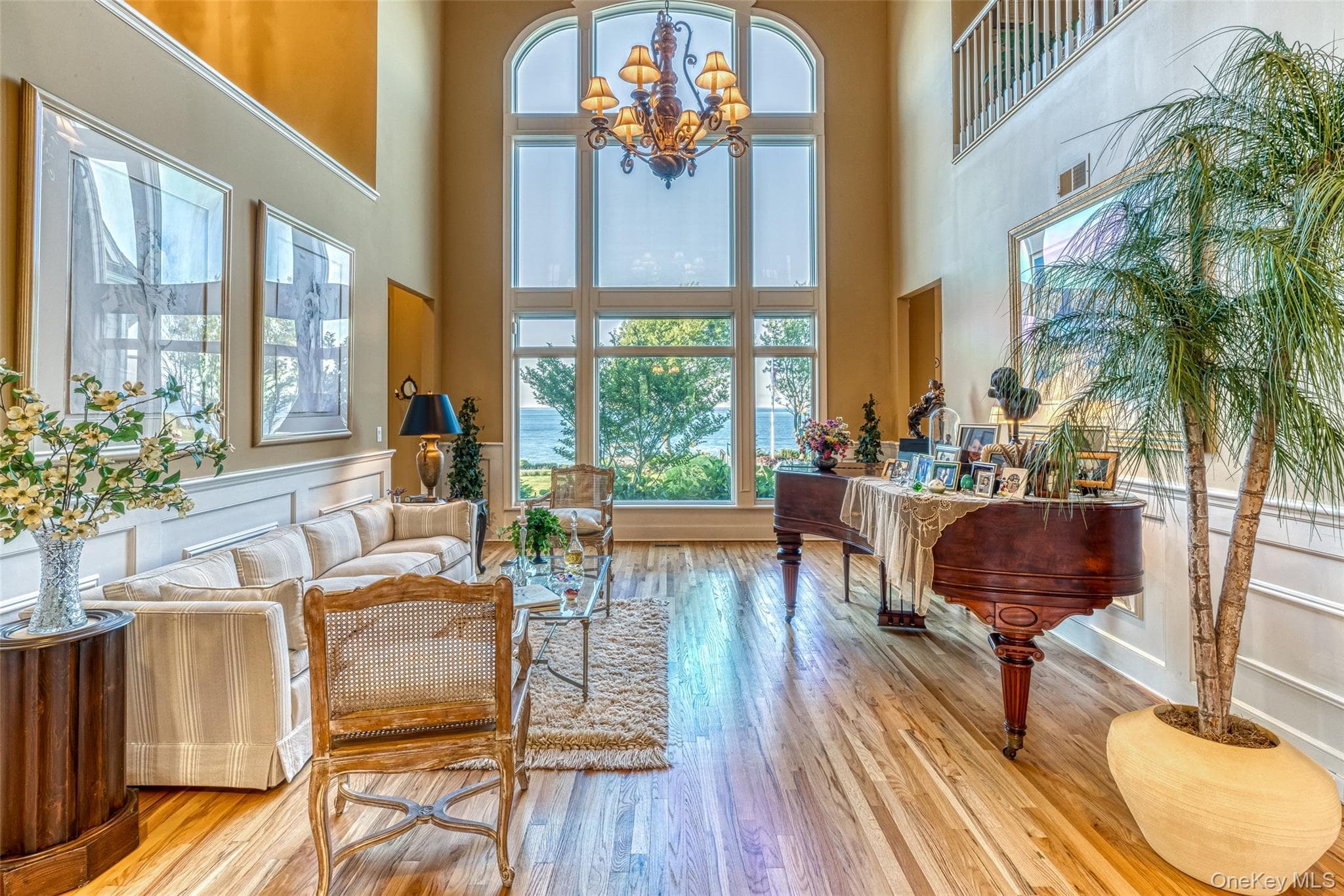 1640 Grandview Drive thumbnail 11