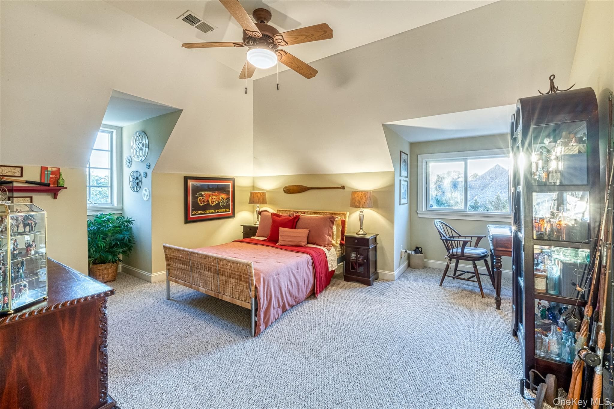1640 Grandview Drive thumbnail 39