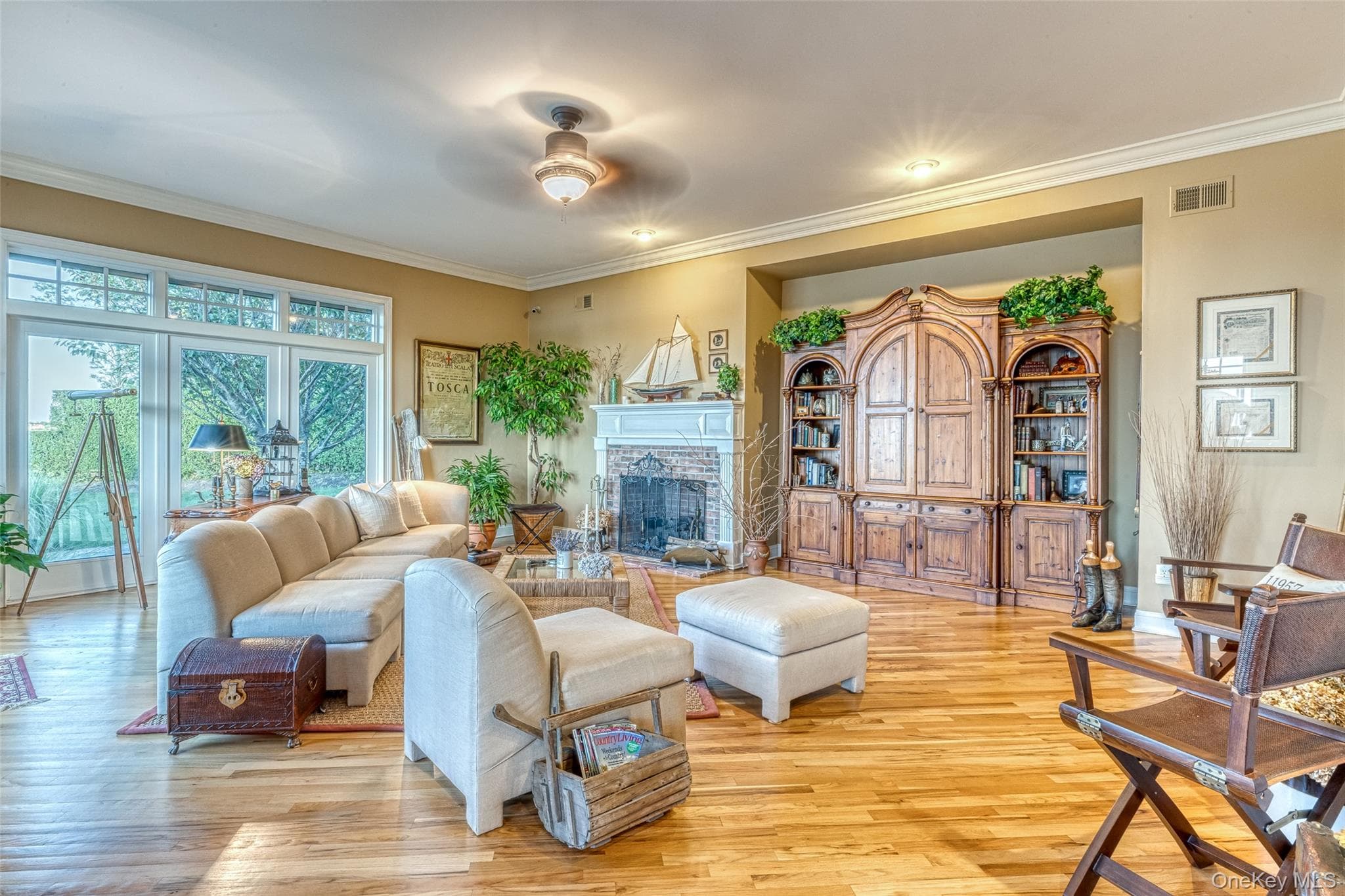 1640 Grandview Drive thumbnail 21