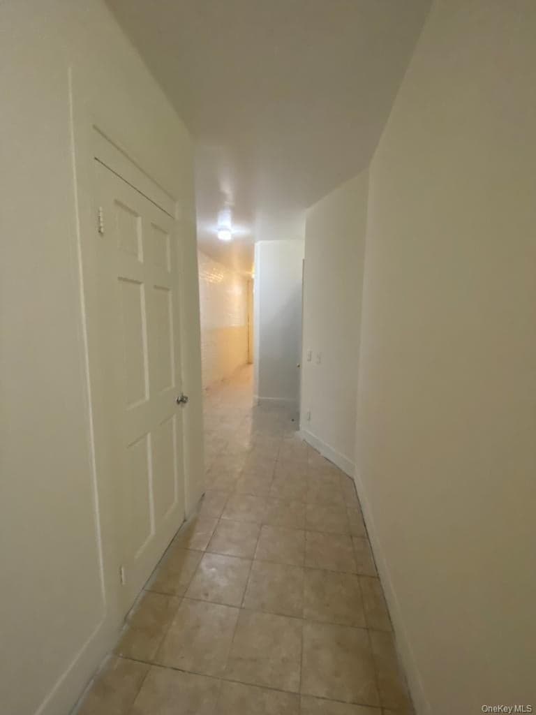 211 Main Street thumbnail 6