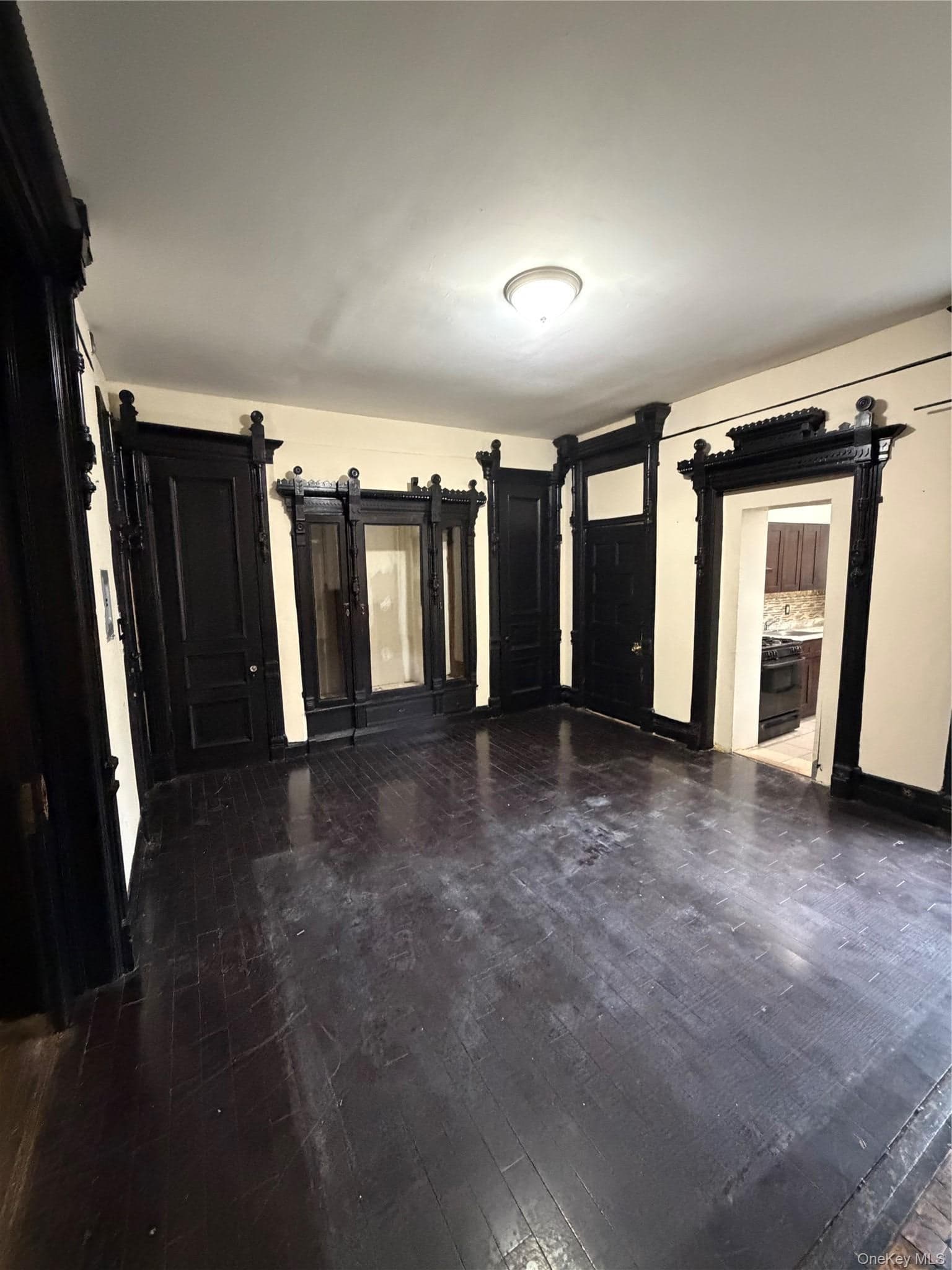 9 Spencer Place thumbnail 3