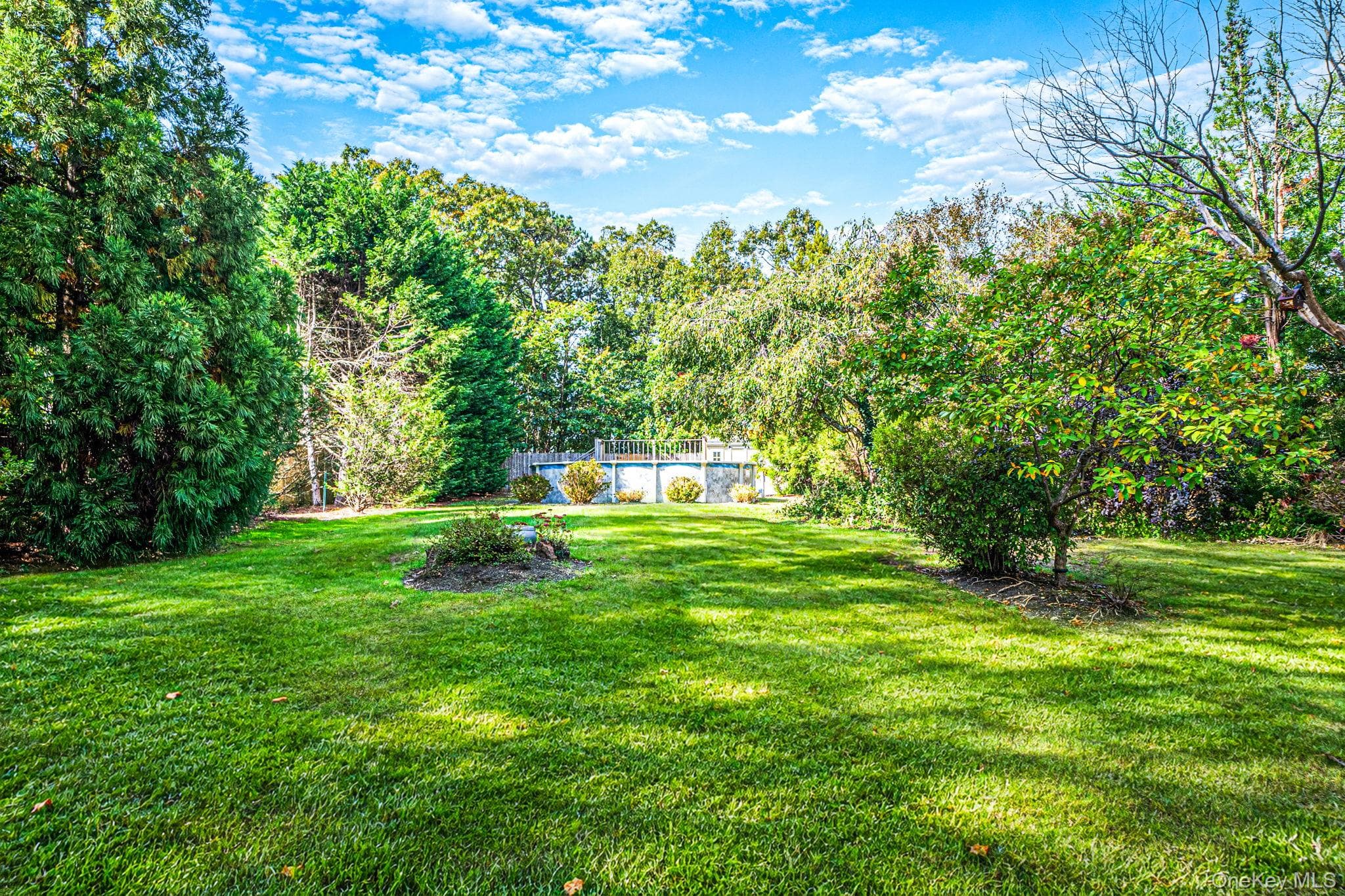 6 Wyandanch Boulevard thumbnail 11